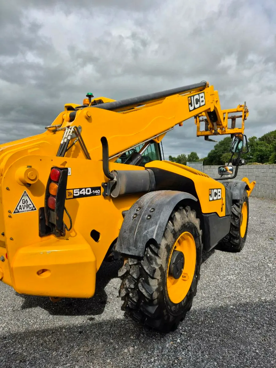 JCB 540-140 2019 1800hrs - Image 4