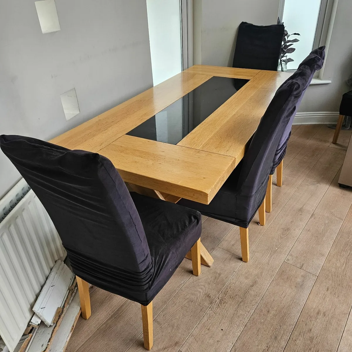 Kitchen Table and Chairs - Image 1