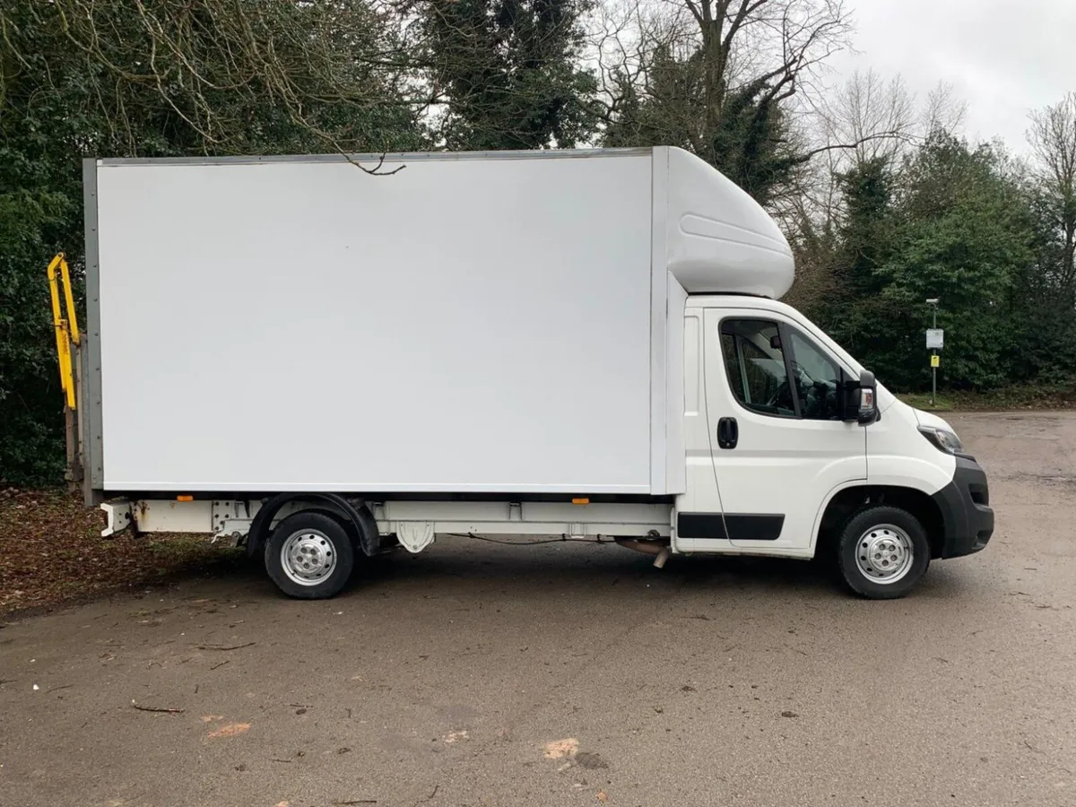 Peugeot Boxer Luton Taillift - Image 3