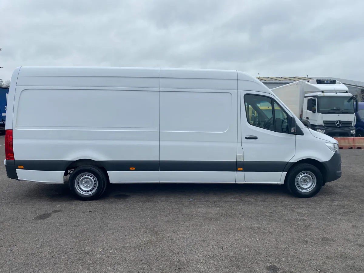 Mercedes-Benz Sprinter 315 CDI Progressive L3 H2 - Image 3