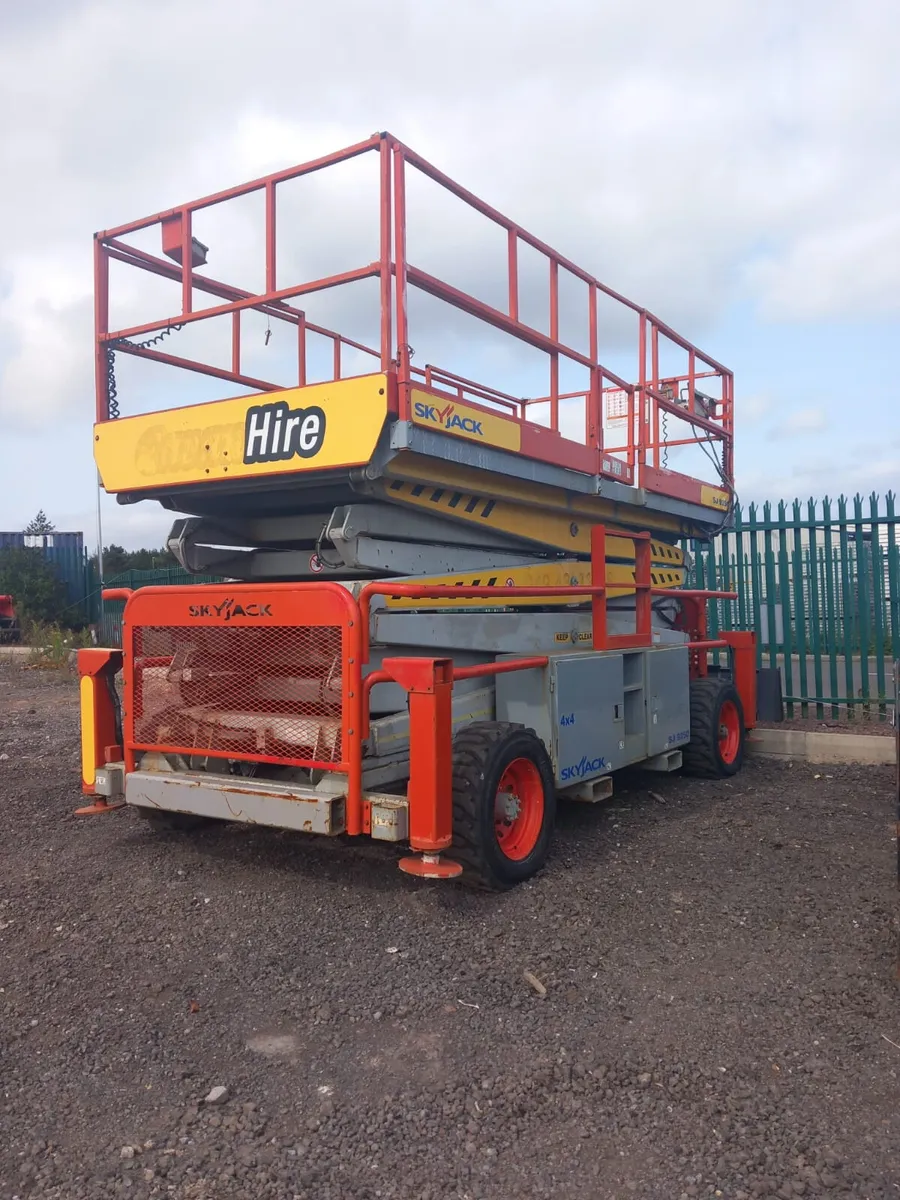 Skyjack SJ9250  Scissors Lift for Hire or Sale - Image 2