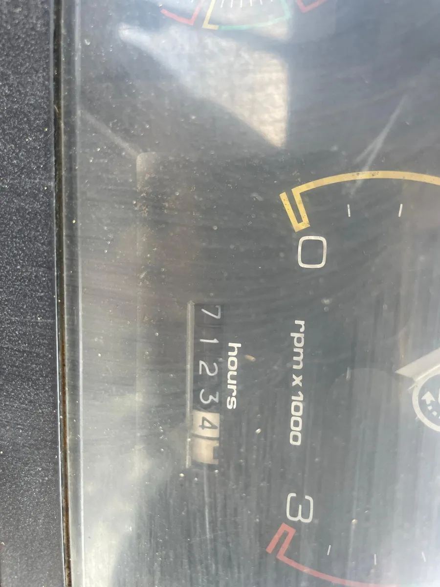 Case 580K 4WD Digger Loader - Image 4