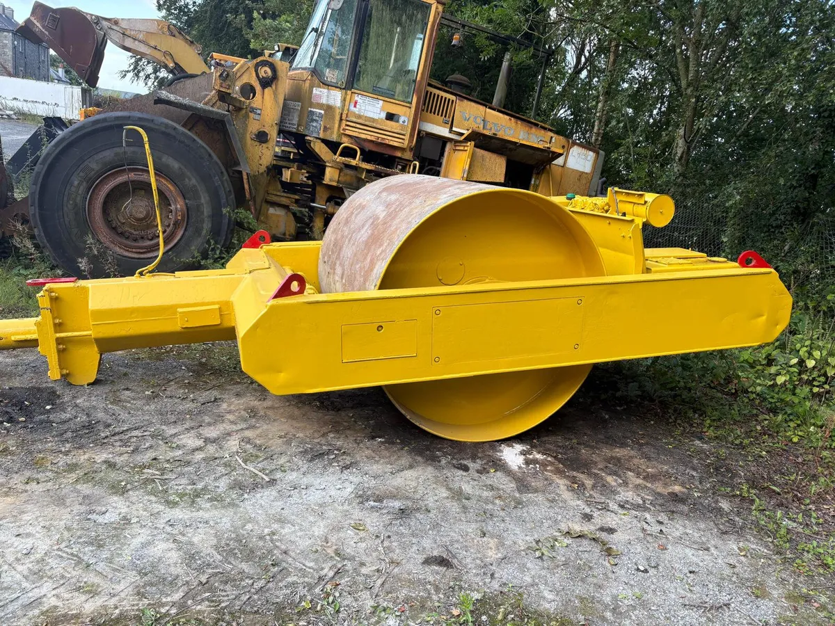Bomag 6 Ton Towed Roller - Image 2