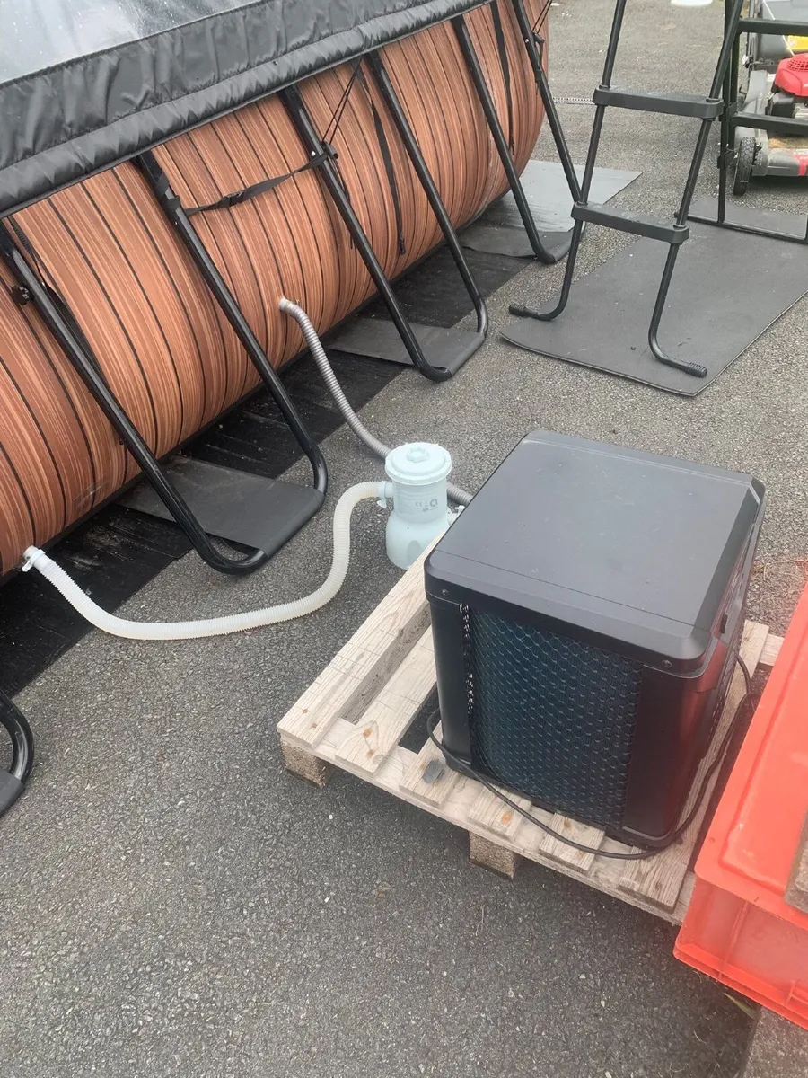 Exit Swimming Pool - Image 4