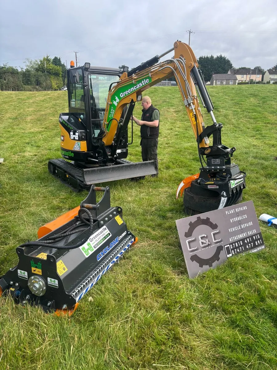 BUCKETS 1.5T - 13TON & ATTACHMENTS - Image 1