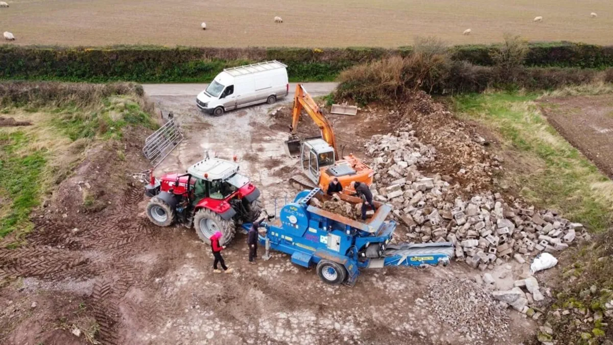 Mobile Crusher - Image 3