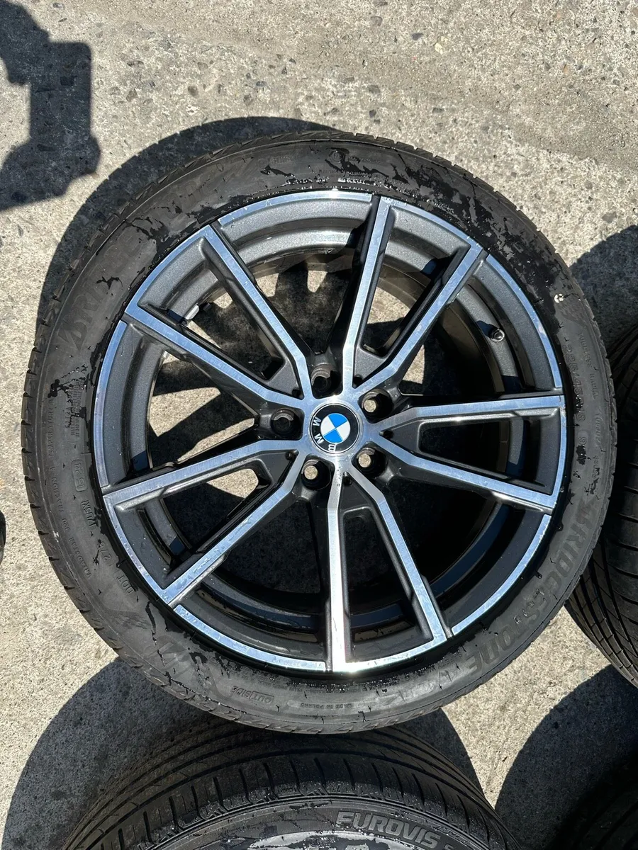 18” GENUINE BMW WHEELS - Image 2