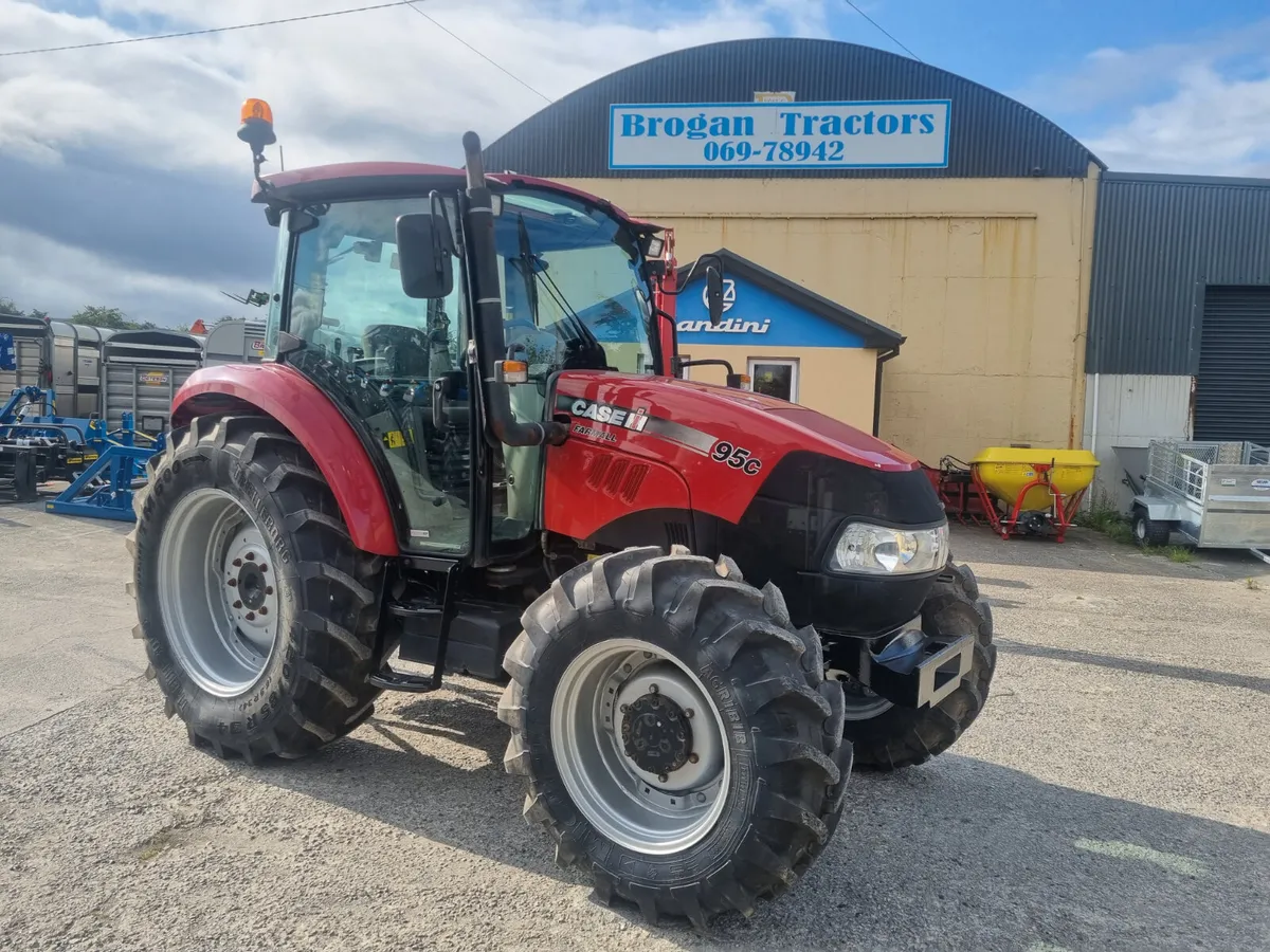 2016 Case IH Farmall 95C - Image 1