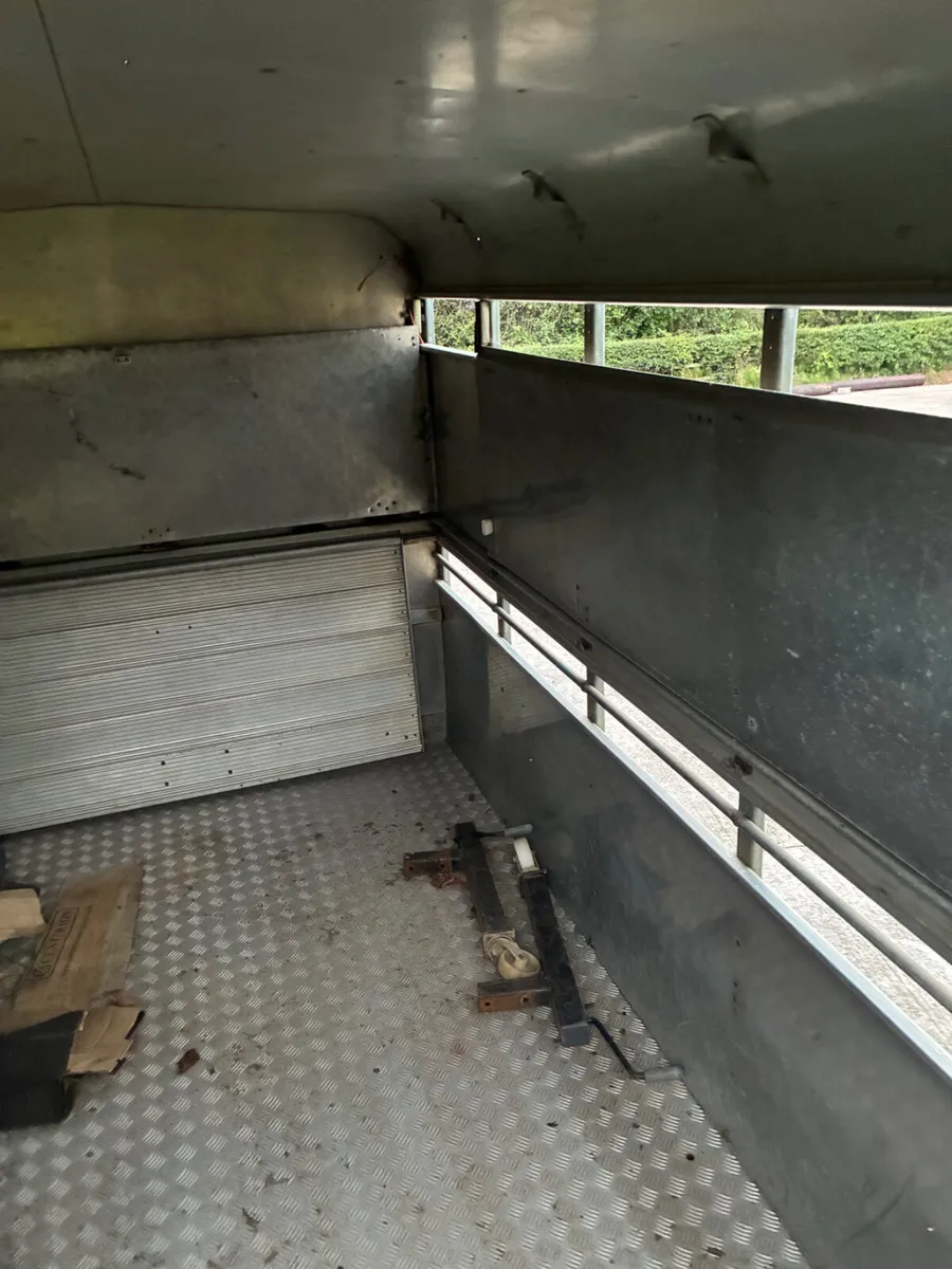 I for Williams TA510G livestock trailer - Image 3