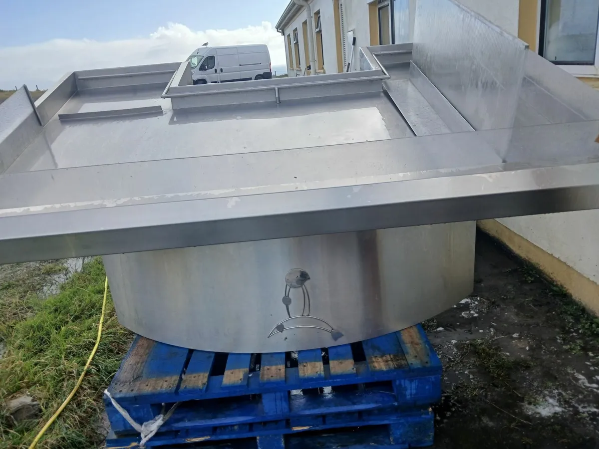 Stainless steel cabbinet display unit complete - Image 3