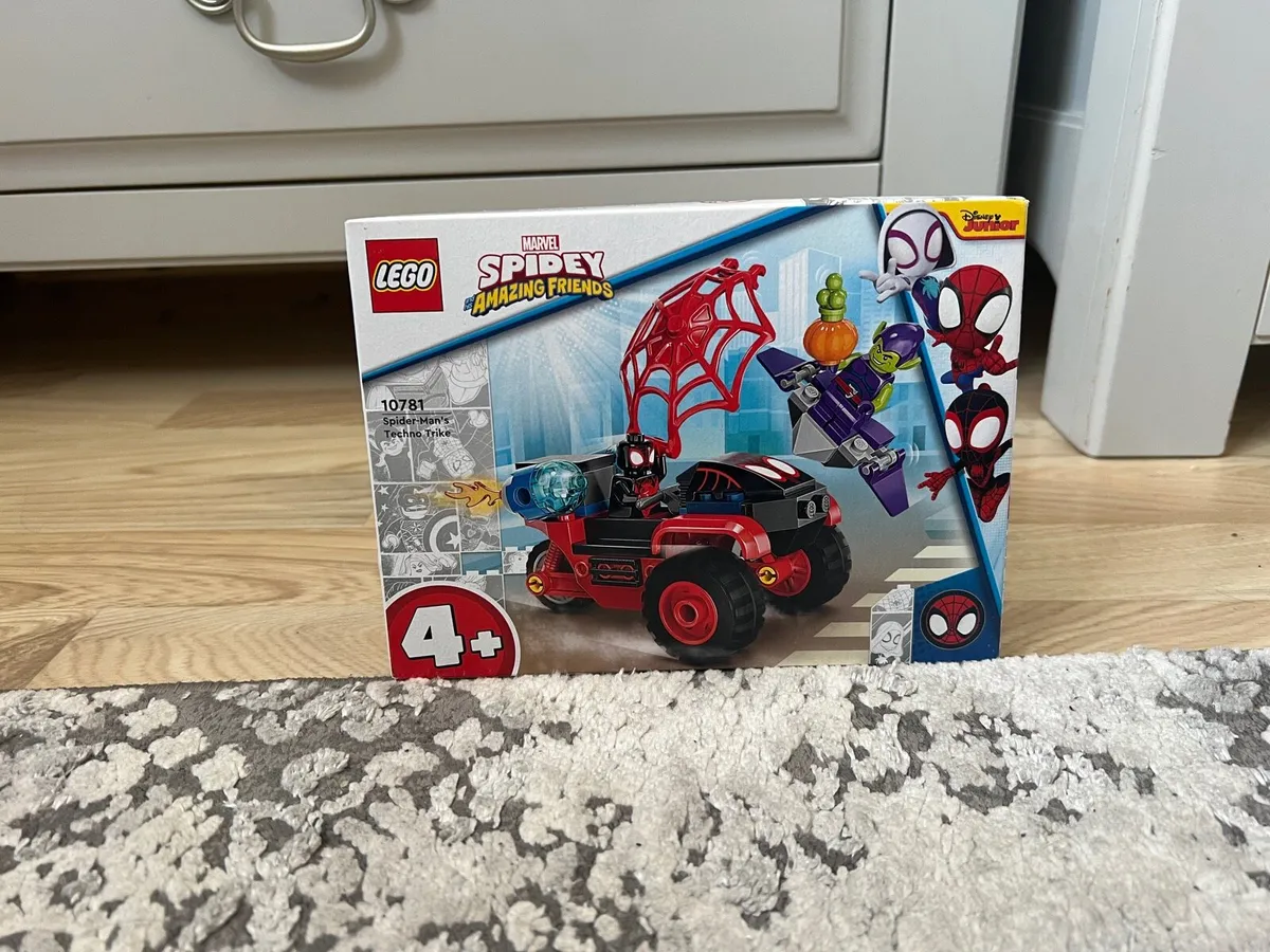 LEGO Marvel Spider-man sets 76219 & 10781 - Image 3