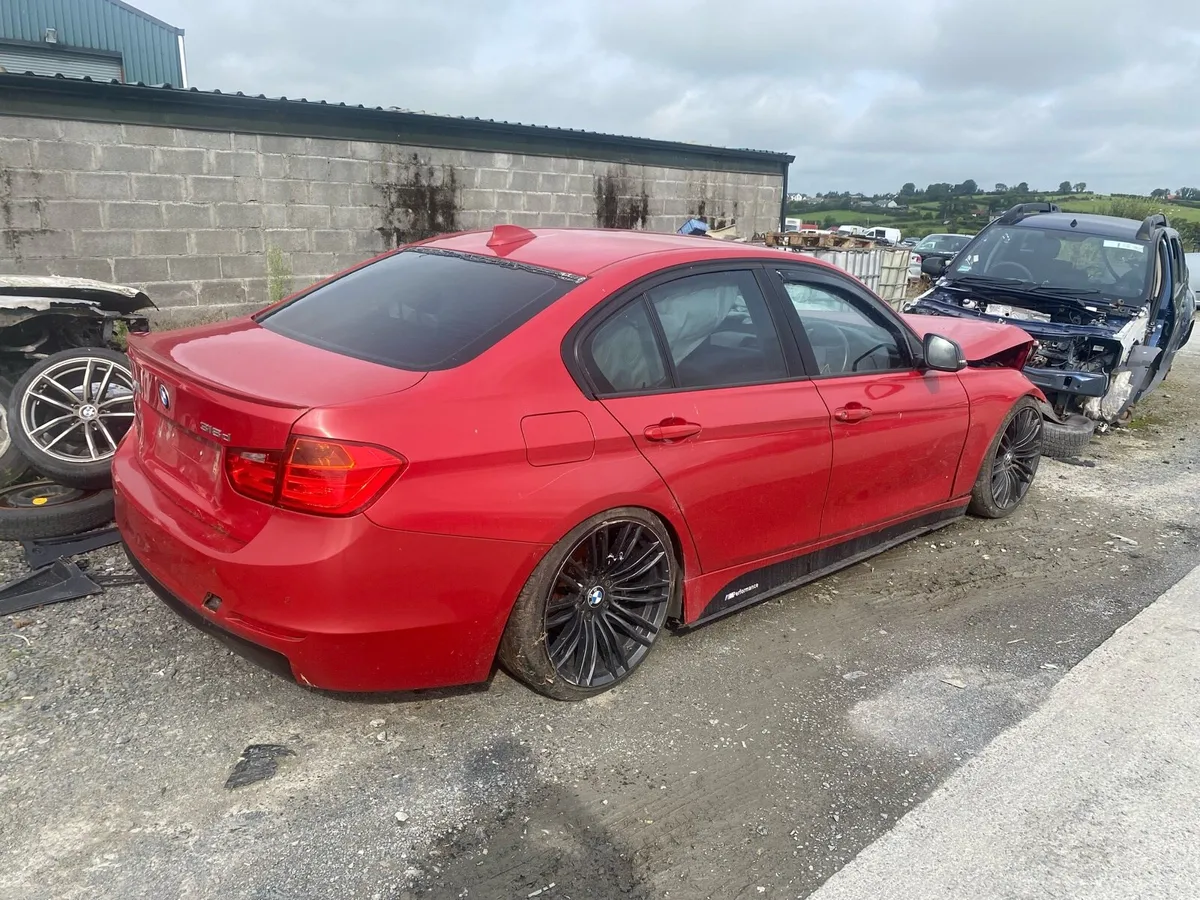 2014 BMW 318D - Image 4