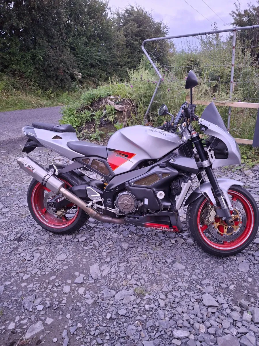 Aprilia Tuono 2004 - Image 3