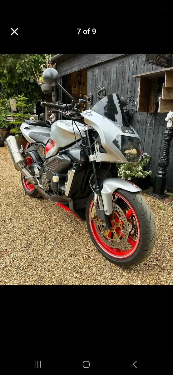 Aprilia Tuono 2004 - Image 2