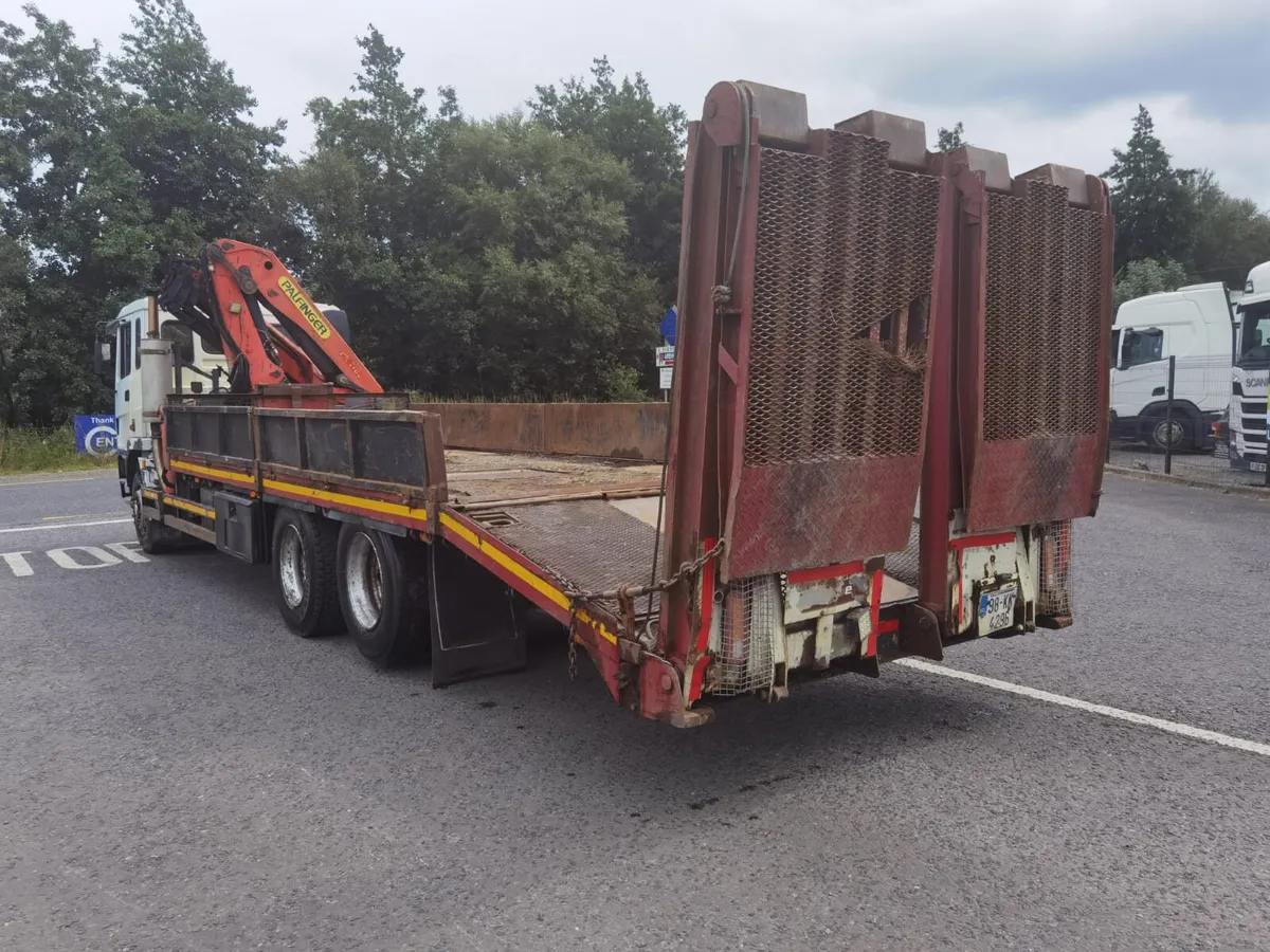 1998 ERF EC8 6X2 Twin Wheel, 25Ft Beavertail - Image 4