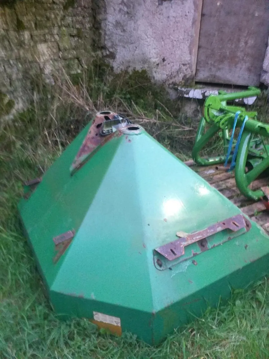 Fertiliser spreader for parts - Image 2