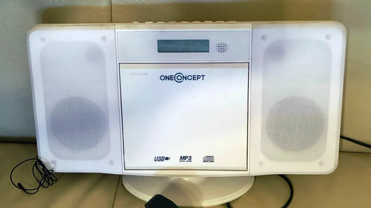 Stereo Home Sound System cd mp3 fm aux x-bass - Image 1