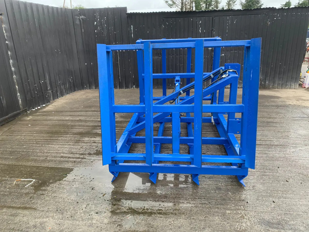 New 16 Foot Folding Land Leveller - Image 4