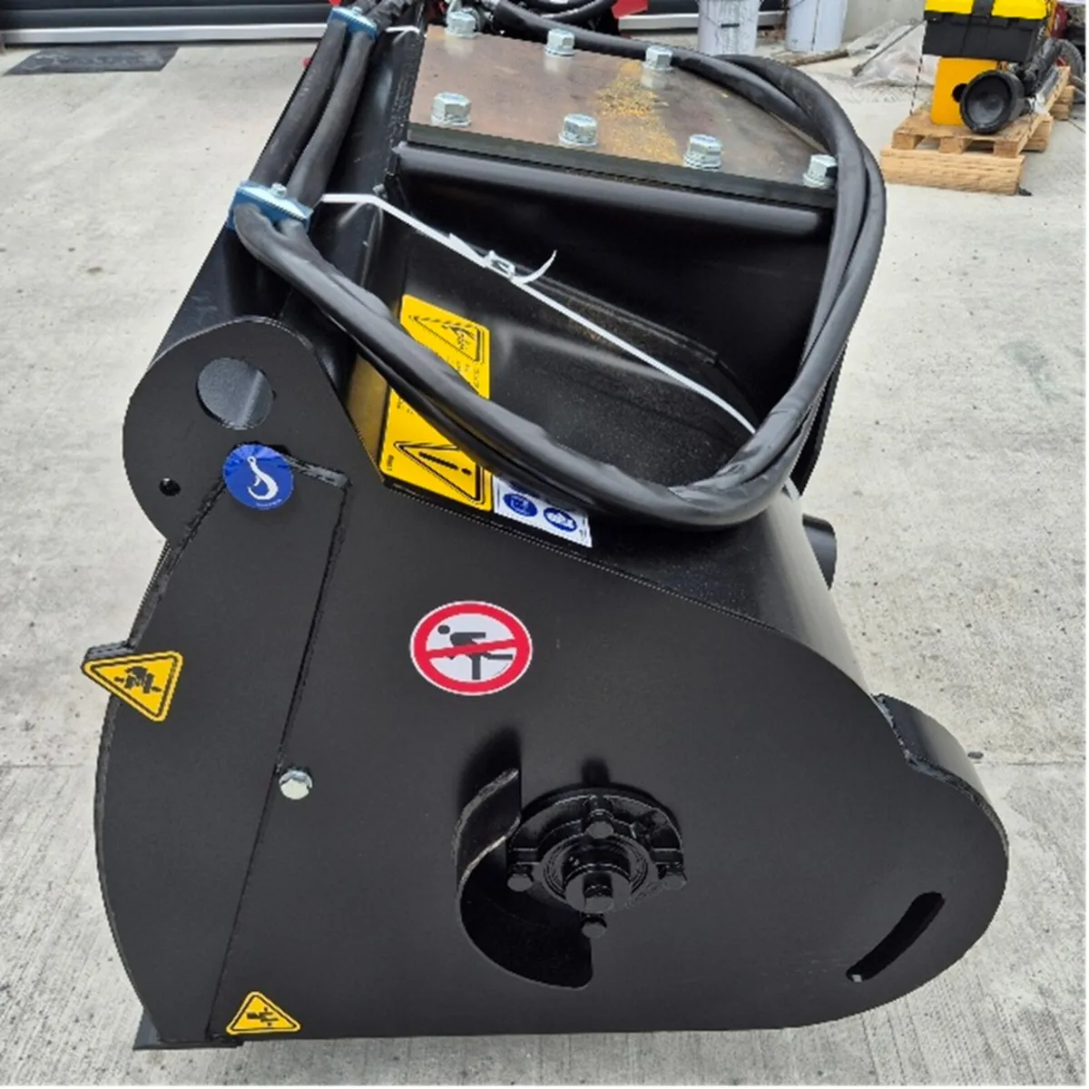 Uemme  Full Hardox  Concrete Mixers - Image 2