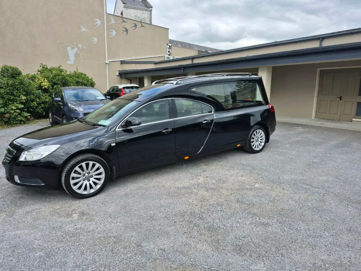 Cars / Hearse - Image 3