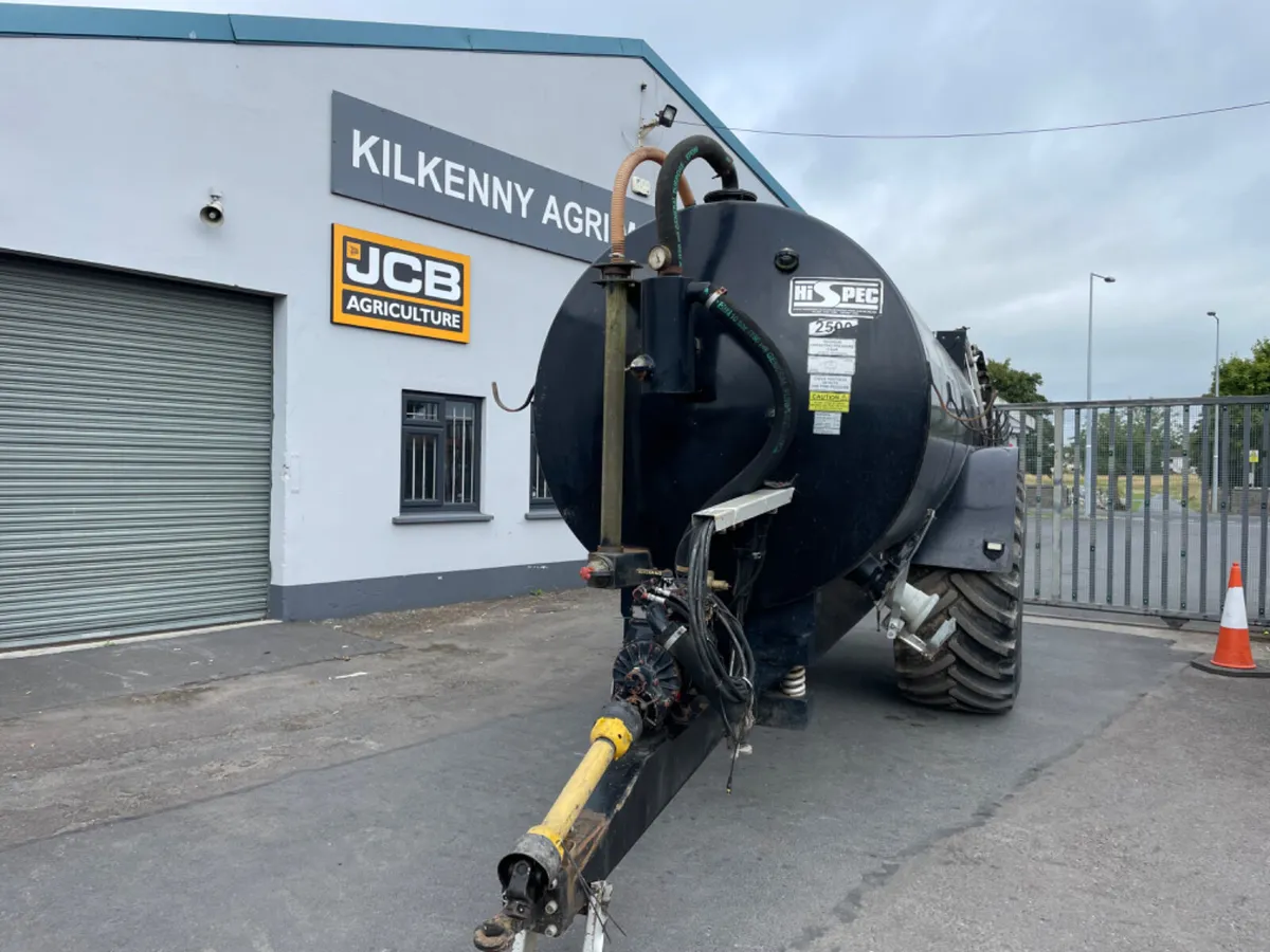Hispec slurry tanker - Image 2