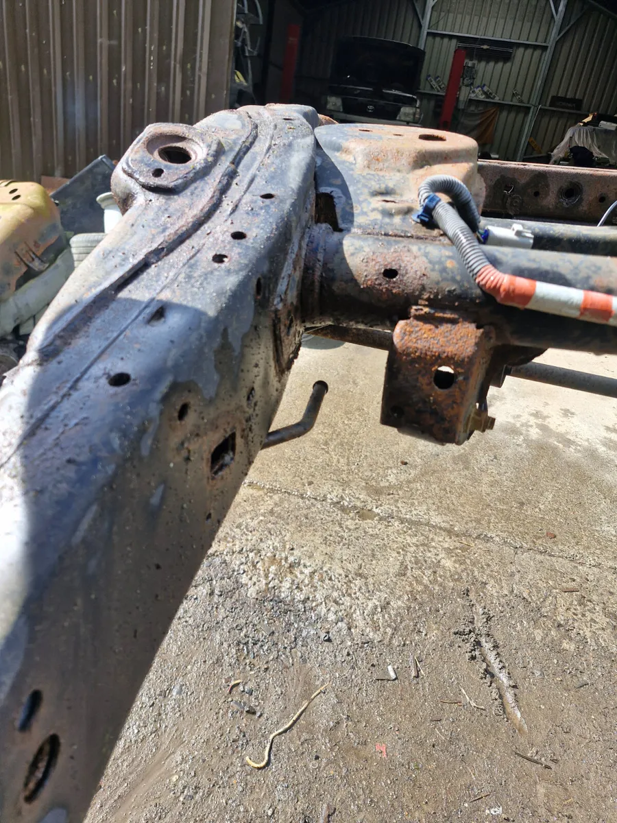 Toyota landcruiser 03 to 10 swb chassis - Image 4
