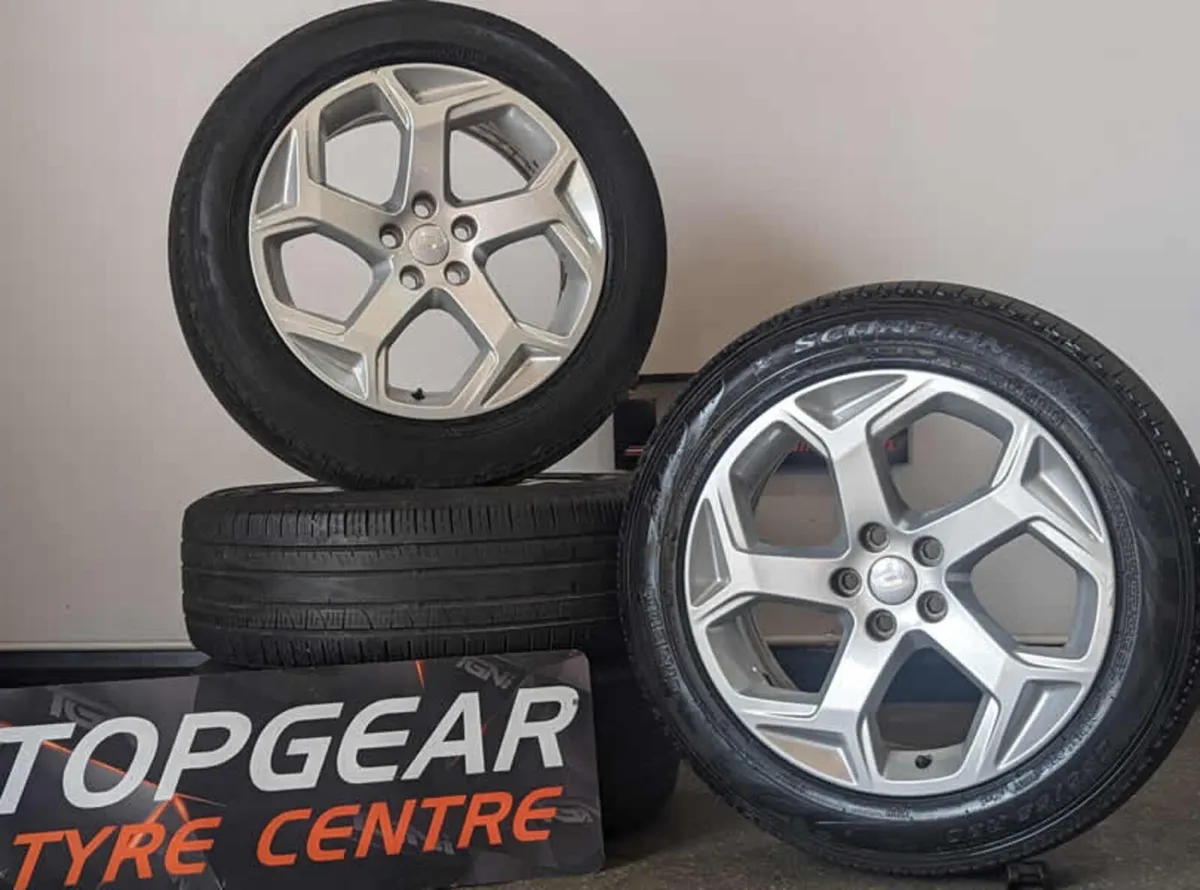 20" GENUINE OEM RANGE ROVER SPORT 5084 STYLE WHEEL - Image 1