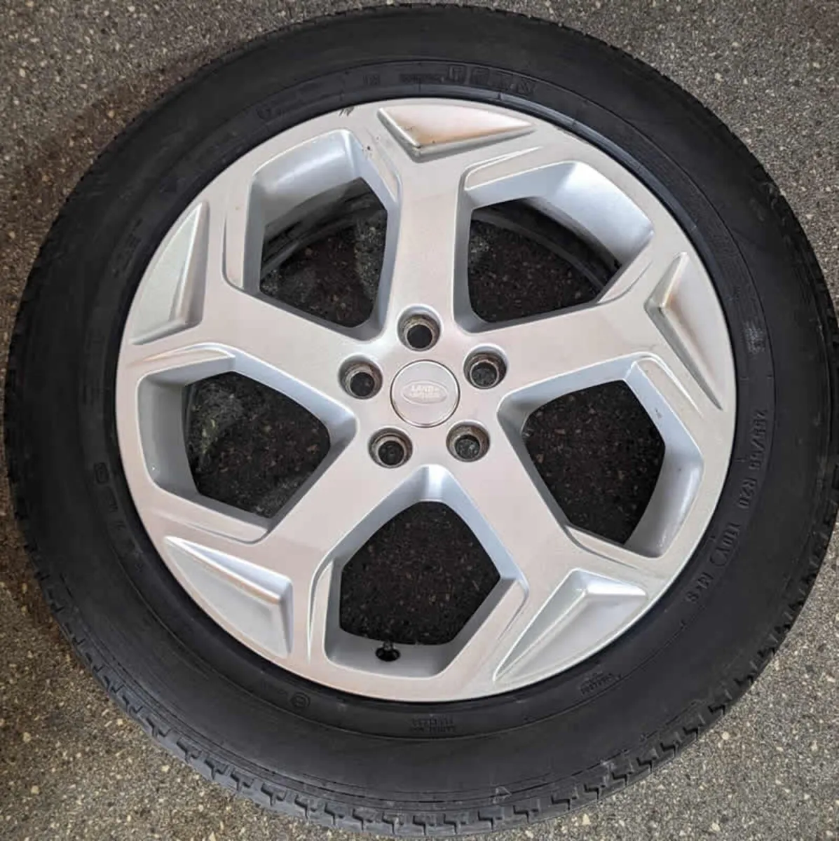 20" GENUINE OEM RANGE ROVER SPORT 5084 STYLE WHEEL - Image 4