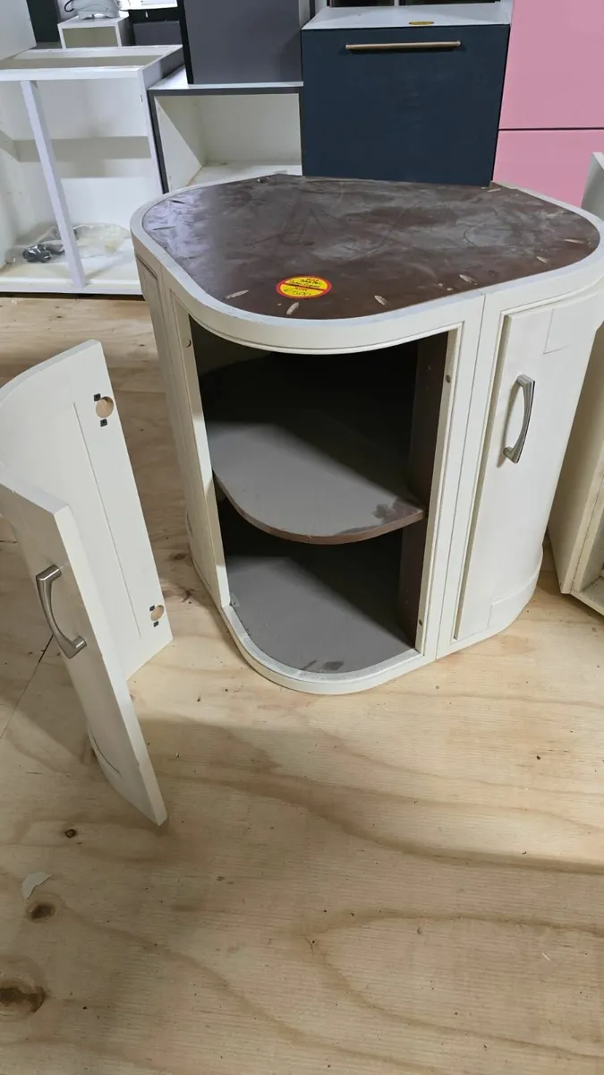 Curved Inframe Shaker Door Pod (Vanity?) - Image 3