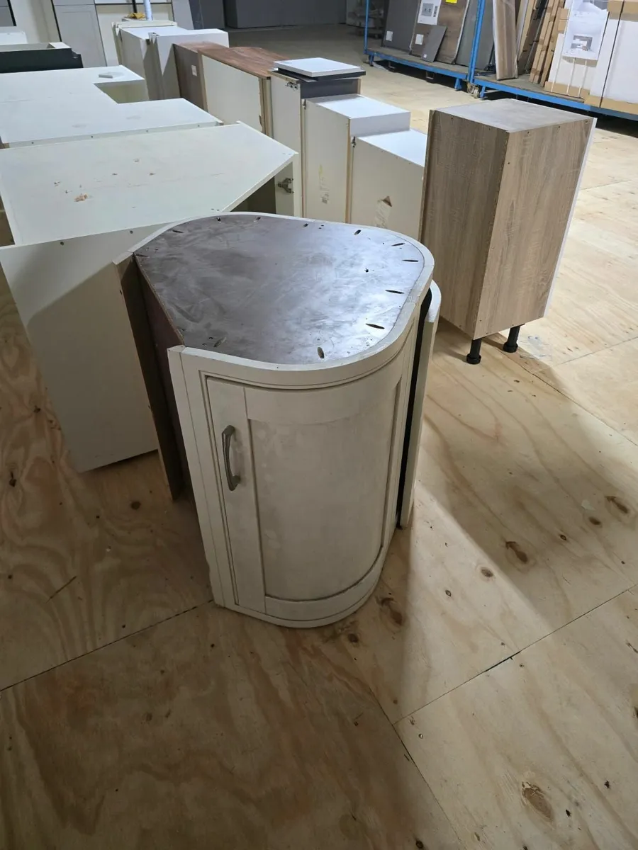Curved Inframe Shaker Door Pod (Vanity?) - Image 4
