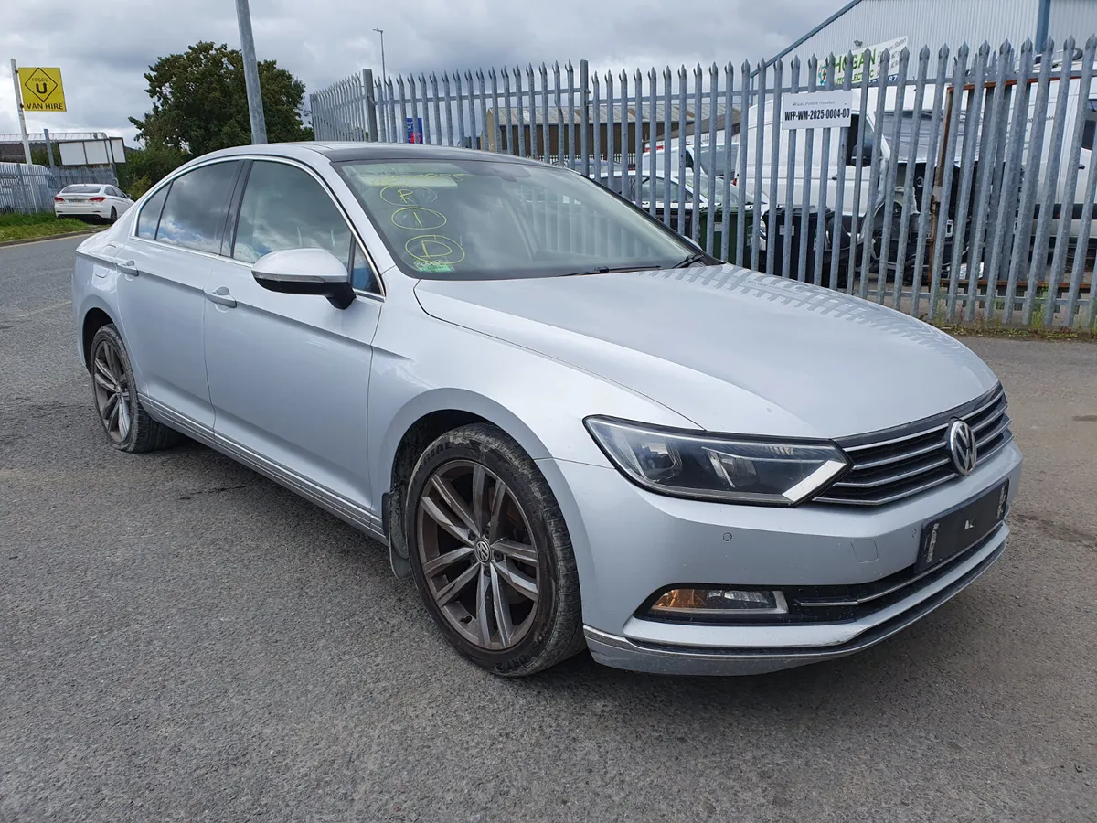 17 VW PASSAT  GT 2.0 TDI (CRLB) FOR BREAKING - Image 1