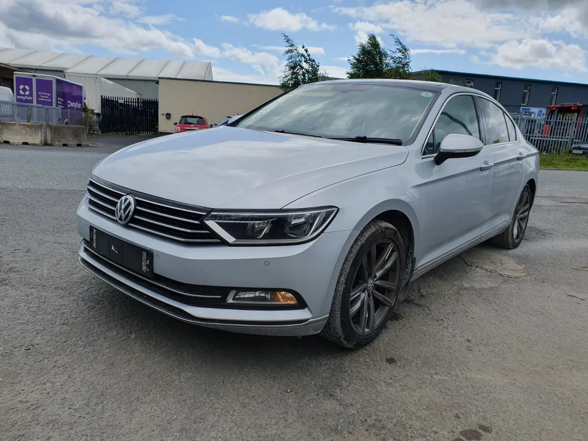 17 VW PASSAT  GT 2.0 TDI (CRLB) FOR BREAKING - Image 2