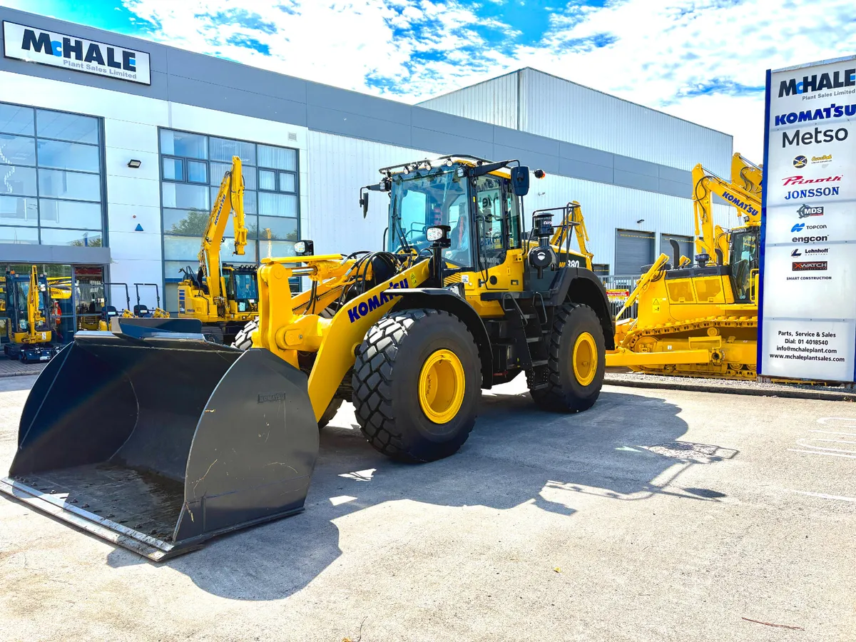 Komatsu  WA380-8 - Image 1