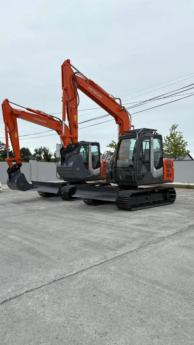 Hitachi Zaxis 70 -3 - Image 2