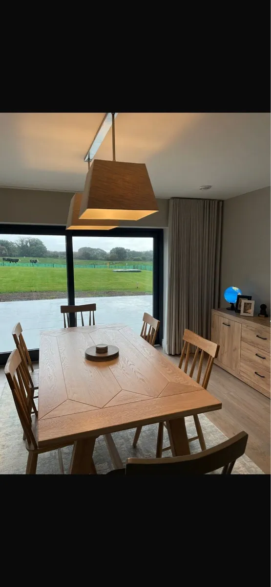 Kitchen Table and 6 Chairs - Image 2
