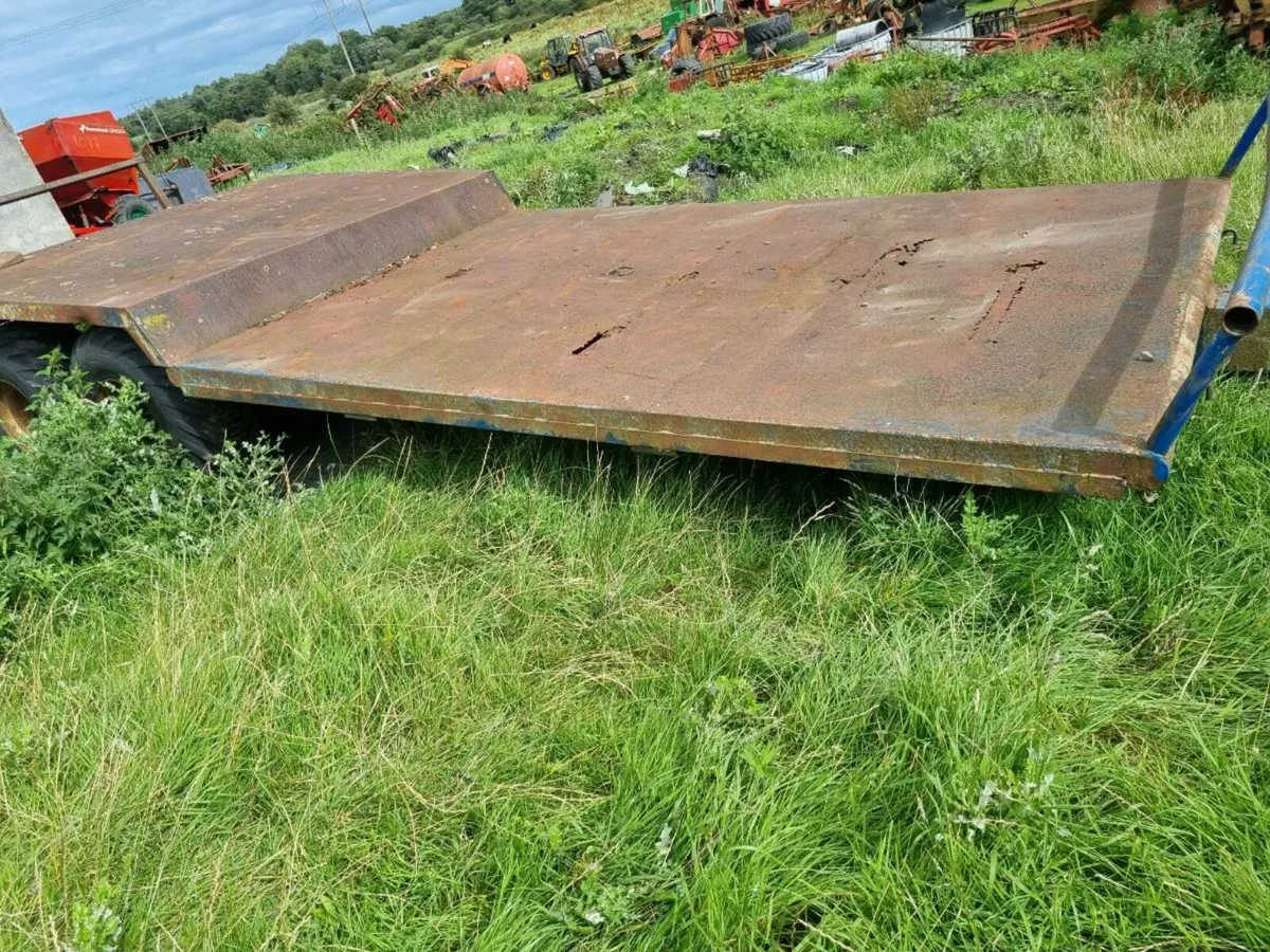 Bale trailer - Image 2