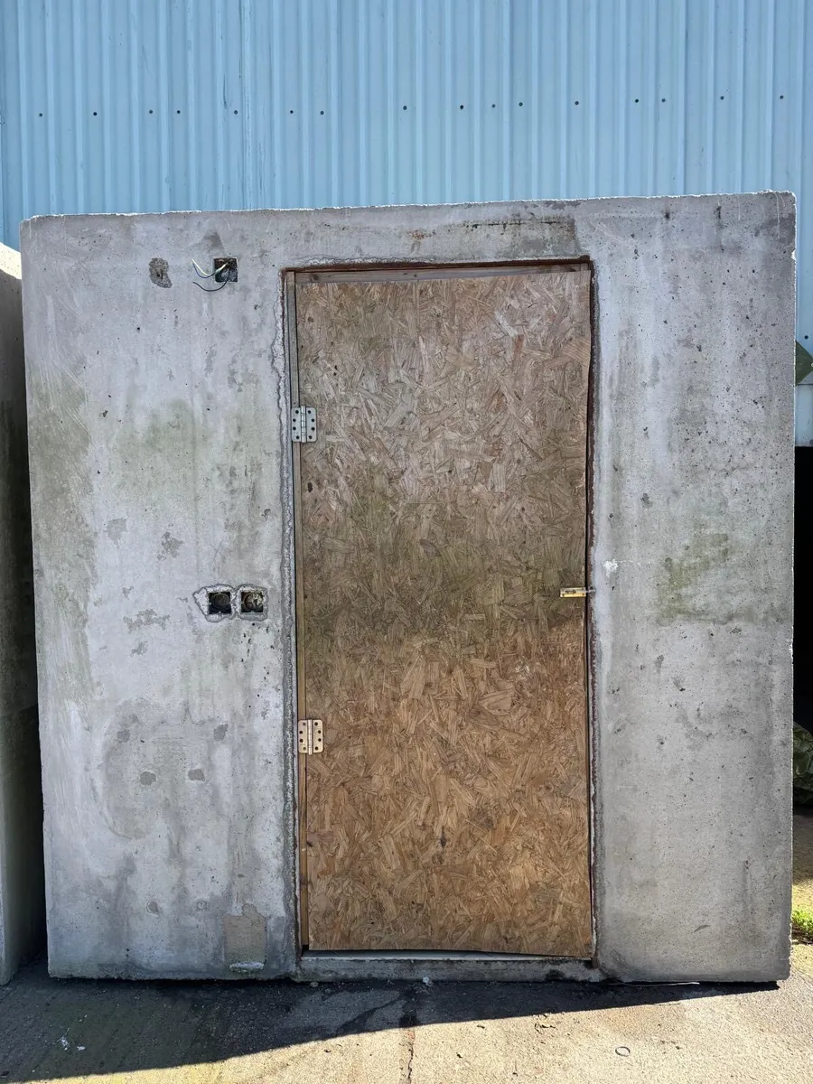 Instant bathroom. Toilet pod. Shower pod. - Image 2