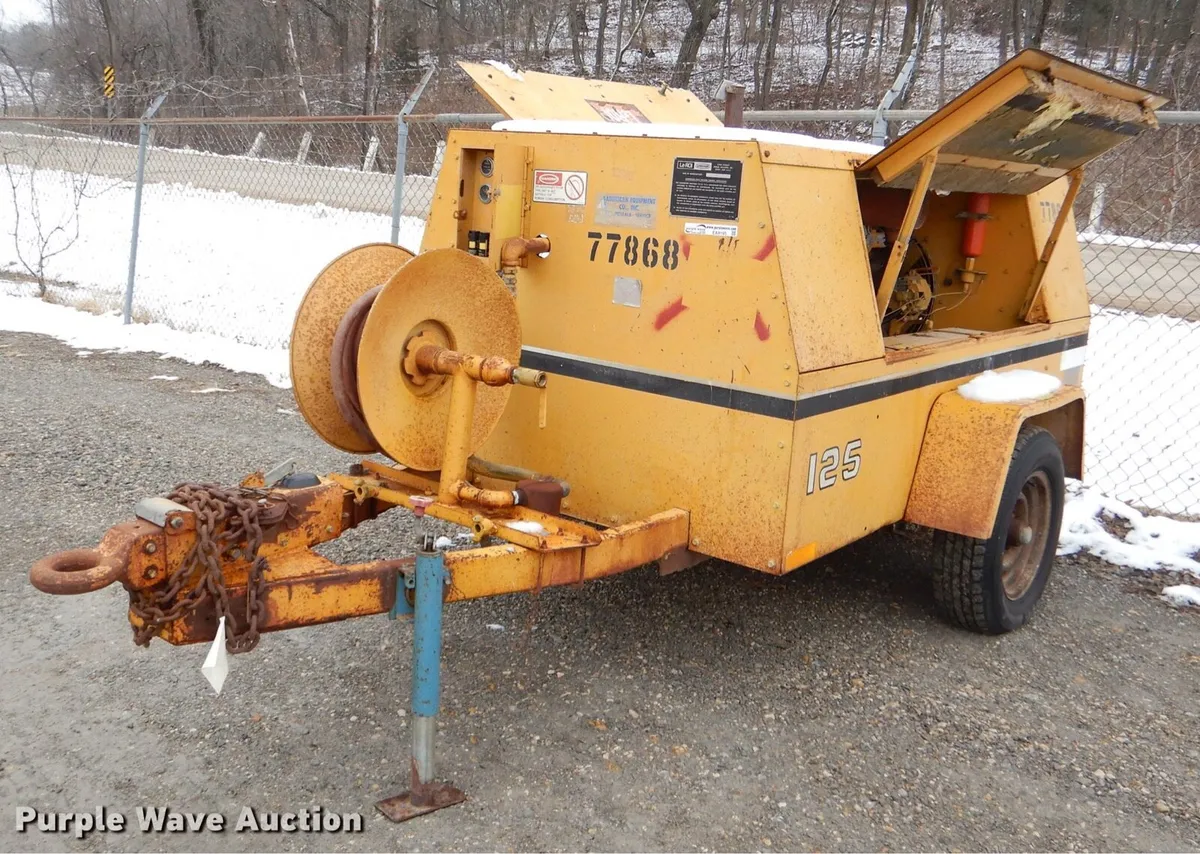 Old tow behind Compressor wanted
