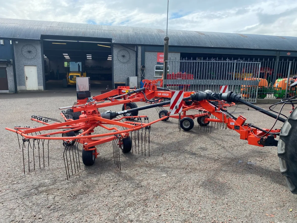 KUHN GA6501 TWIN ROTOR GYRORAKE - Image 3