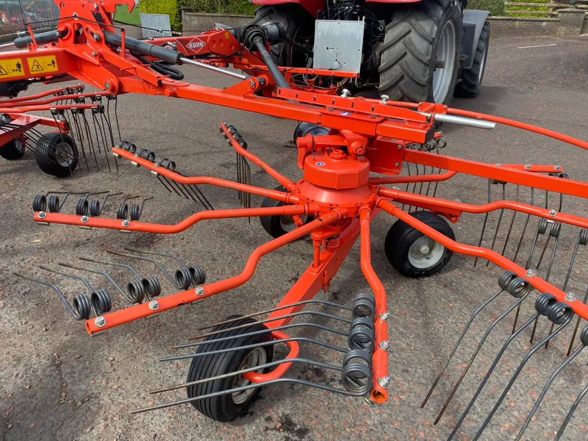 KUHN GA6501 TWIN ROTOR GYRORAKE - Image 4