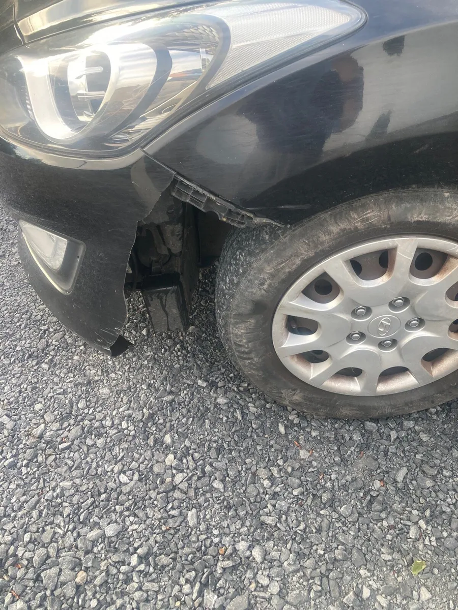 141 Hyundai i30 - Image 4