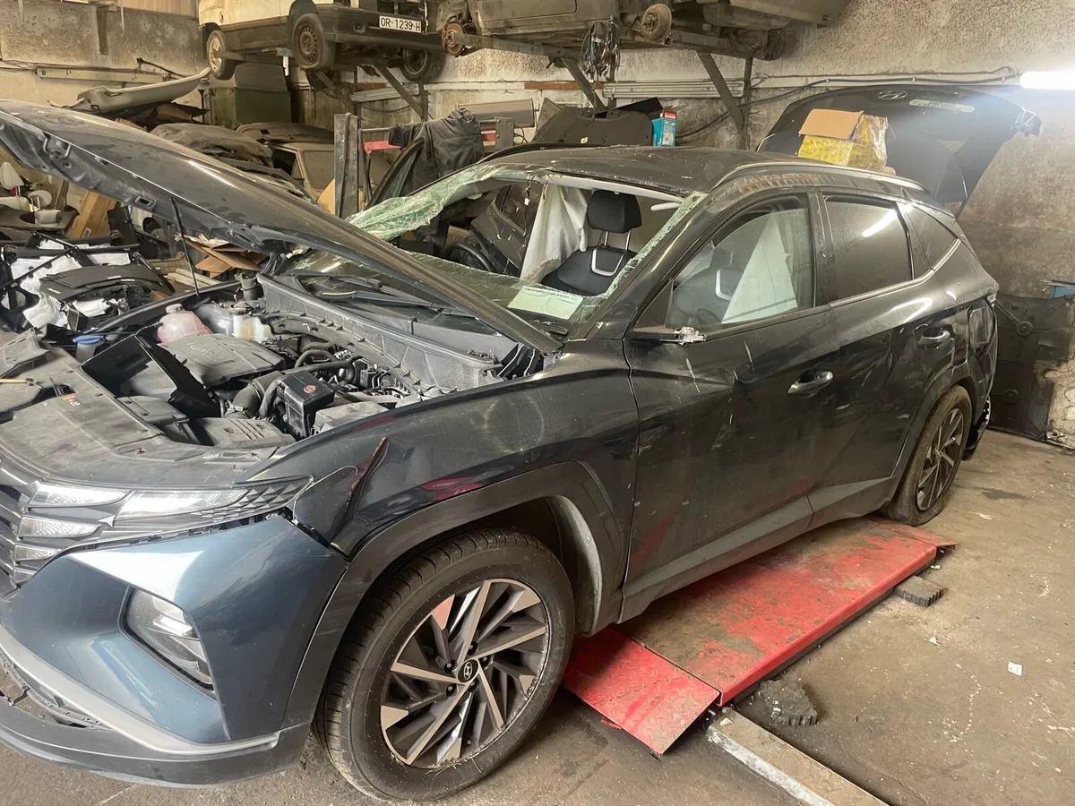 2022 Hyundai Tucson breaking 1.6 diesel - Image 1