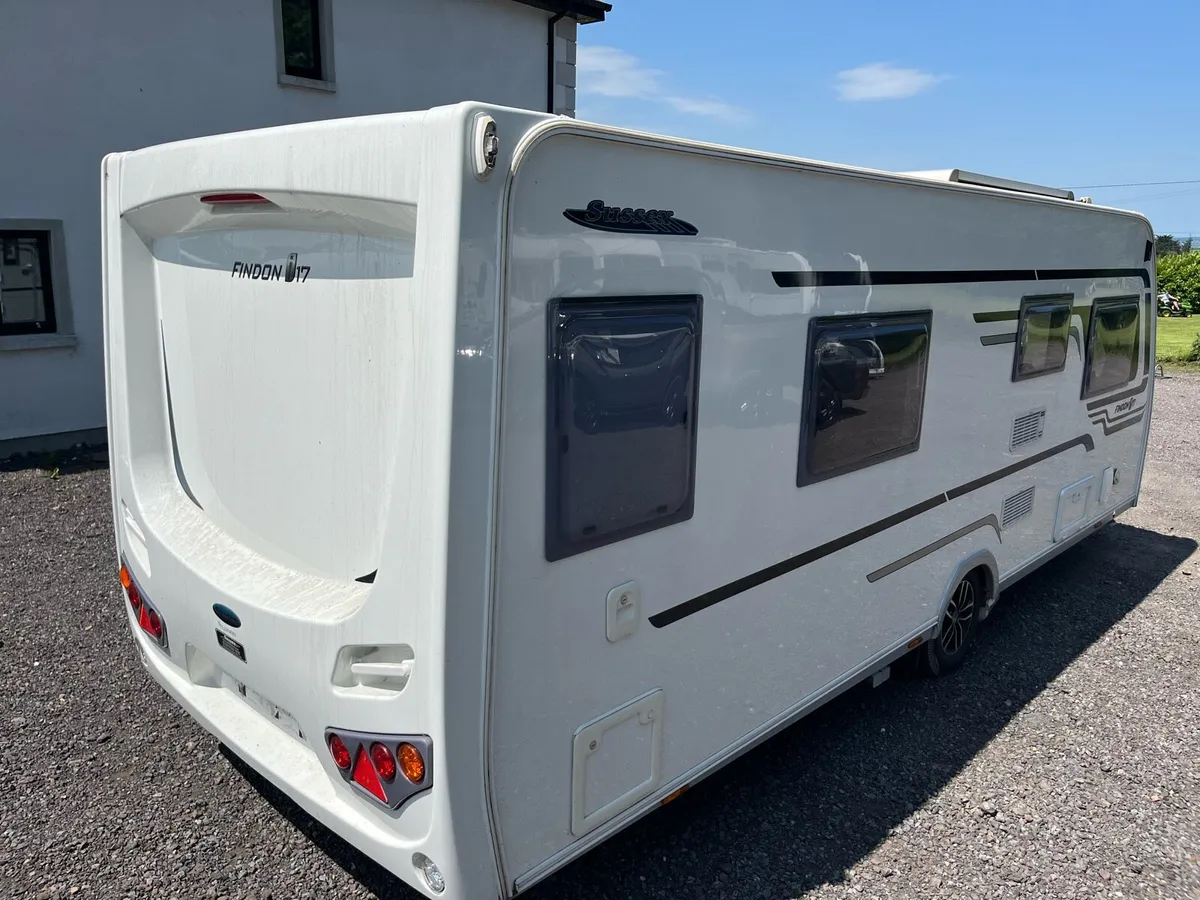 Lunar Findon i17 dealer edition🤩 - Image 3