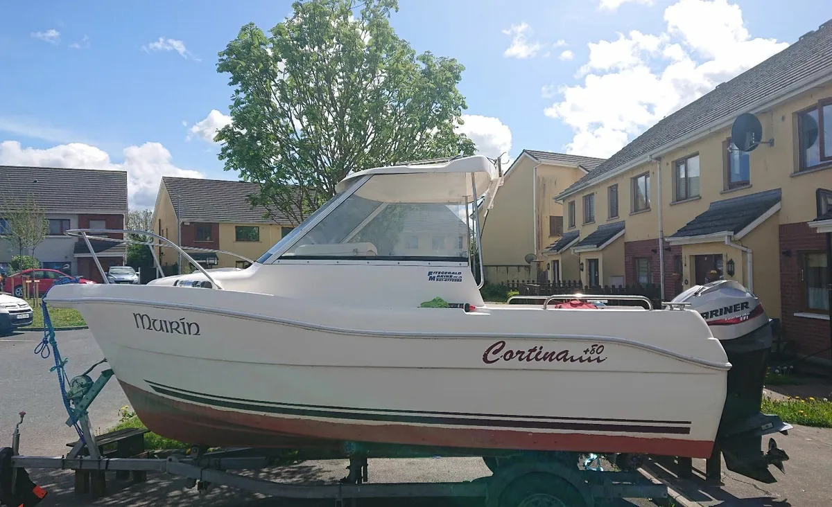 Cortina 480 Boat - Image 2