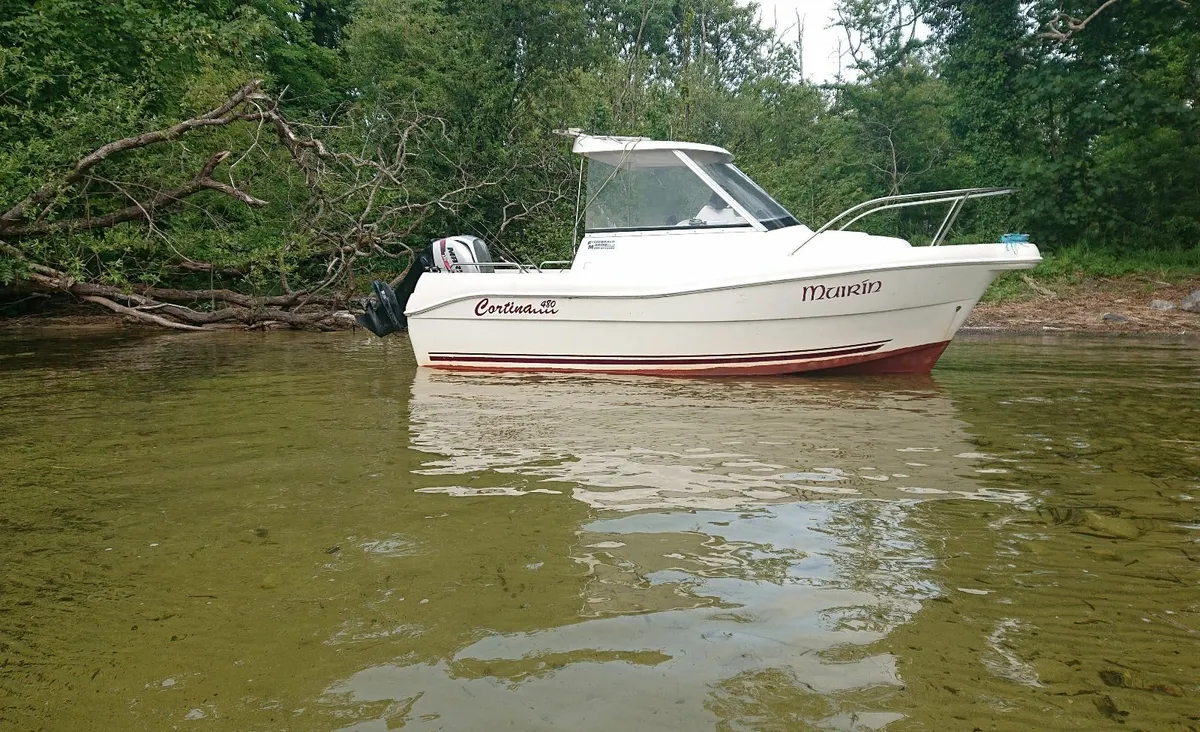 Cortina 480 Boat - Image 1