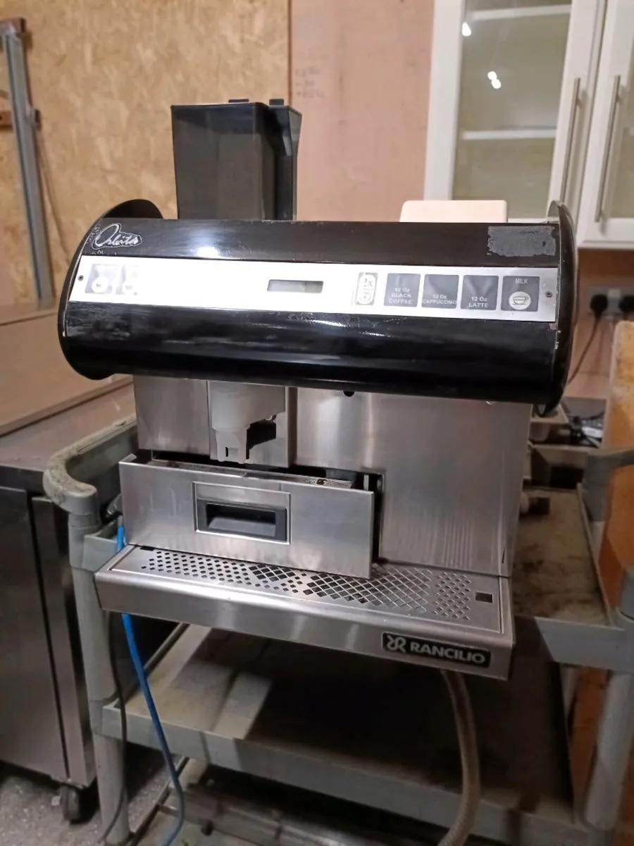 Bean to cup coffee machine & flour bin - Image 4