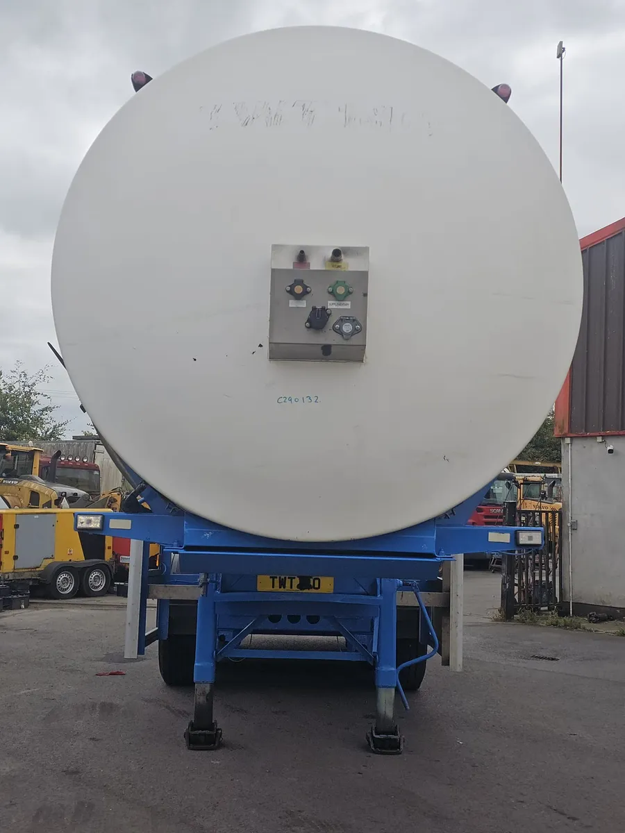 Stainless steel tanker - Image 2