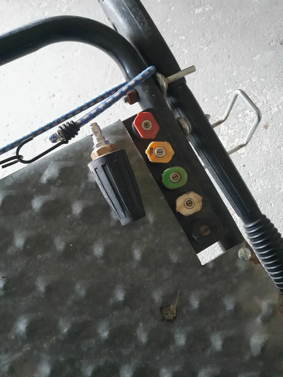 Power washer - Image 3