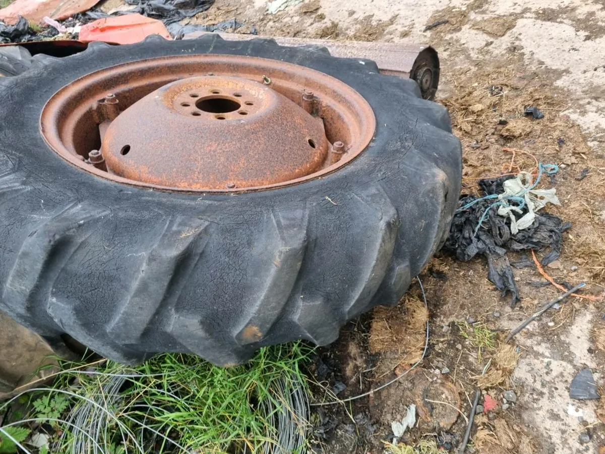 Dual double wheels 12.4 28 - Image 3