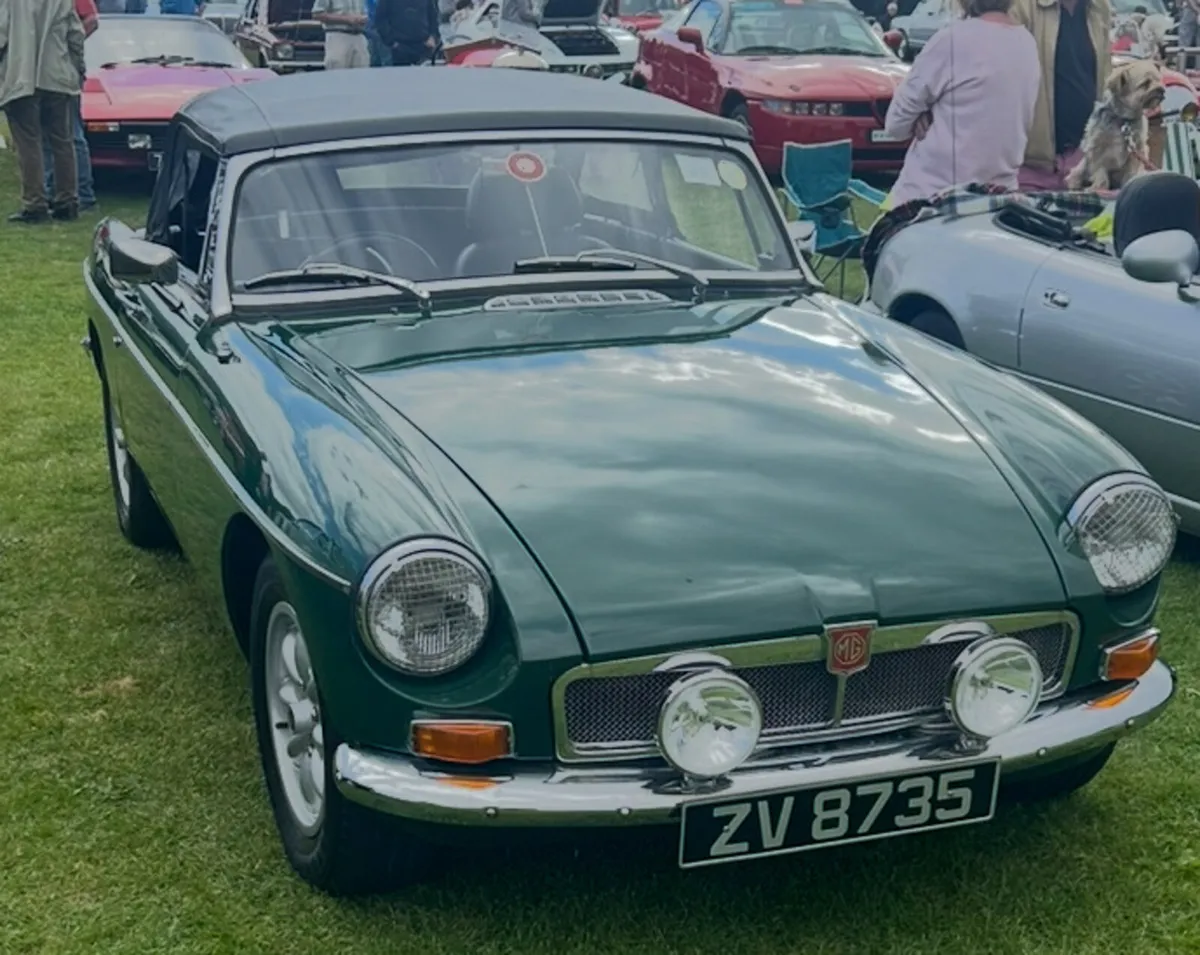 MG MGB ROADSTER CHROME BUMPER - Image 3